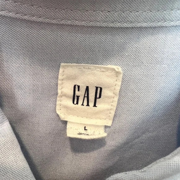 Button down - Picture 4 of 4